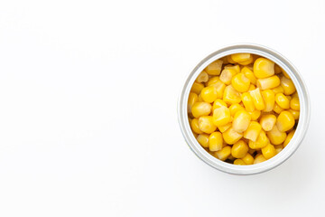 コーンの缶詰　白バック