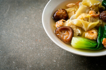 pork dumpling soup with shrimps and vegetable