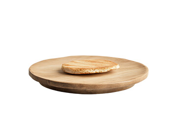 Obraz premium Freshly toasted bread on a wooden plate, isolated on a white background.