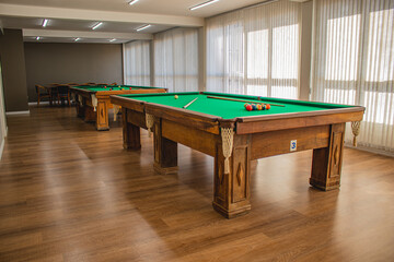billiard table with balls sinuca, bilhar