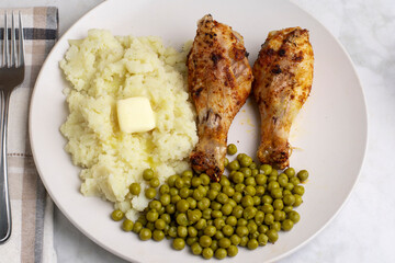  chicken drumsticks with garkic mash potatoes