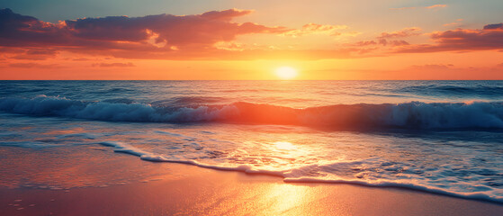 Obraz premium Idyllic Ocean Sunset: Beautiful Beach Waves at Dusk Enhanced by Tranquil Sky and Colorful Cloudscape