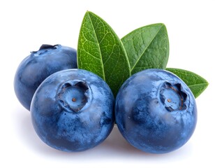 Obraz premium Fresh blueberries with leaves