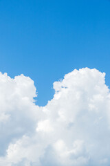 晩夏の空　午後の澄んだ青空と雲56