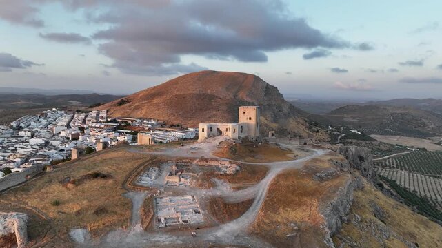 Antiguo castillo almohade de la Estrella en el municipio de Teba provincia de M&aacute;laga, Espa&ntilde;a	