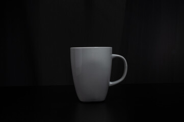 Mug centered, clean minimalist look