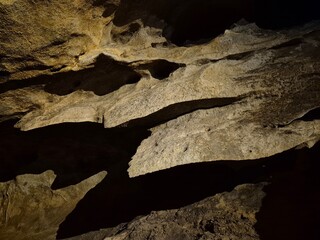 2025 – Interior de las cuevas - Betharram