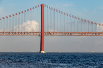 Ponte 25 de Avril
