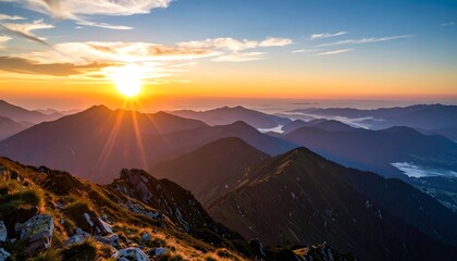Obraz premium Panoramic mountain sunrise vista