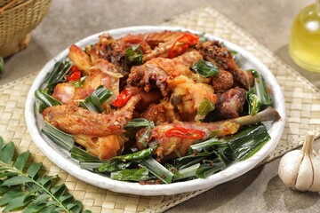 Ayam Tangkap is a typical Acehnese dish made from chicken fried with typical Acehnese spices and herbs.