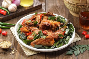 Ayam Tangkap is a typical Acehnese dish made from chicken fried with typical Acehnese spices and herbs.