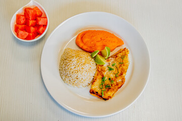 breakfast, ALMOÇO