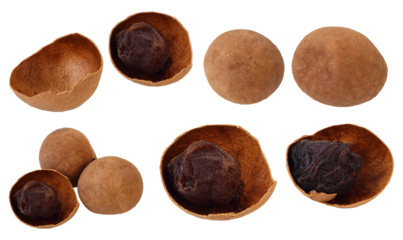 Collection of dried longans and peeled longans