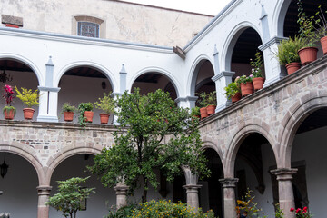 Internal patio of the Coyoacan convent.