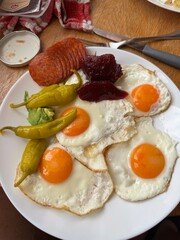 fried eggs with bacon