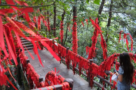 red wooden bridge, Zhangjiaie national park
