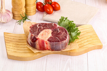 Raw beef ossobuco for roast