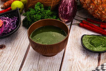 Vegan green cream spinach soup