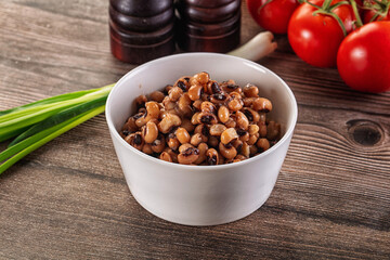 Canned Black eye bean in the bowl