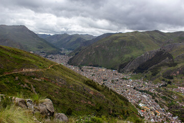 paizajes de los andes peruanos en huancavelica peru