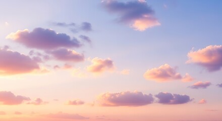 Obraz premium Pastel Sky with Fluffy Clouds at Sunset, Soft Colors and Serenit