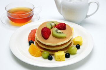フルーツパンケーキ