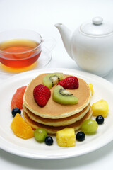 フルーツパンケーキ