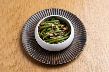 Salade haricots verts et noisettes