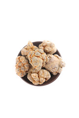 Chinese Panax Pseudoginseng Wenshan White Ginseng Roots Traditional Herbal Medicine Bowl White Background