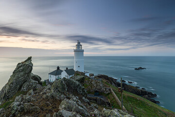 Der Leuchtturm Start Point in der Grafschaft Devon am Ärmelkanal an der Südküste von England bei...