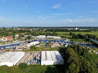 Seebad Ueckermünde, Werften an der Uecker, Schiffslagerhallen, Marina 2025