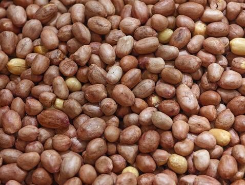 close-up pile of raw peanuts