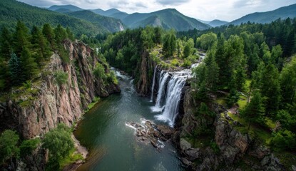 Fototapeta premium Mountain Waterfall Scenic View