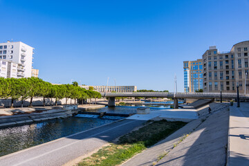 Au bord du Lez à  Montpellier en France