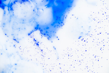 Close up of Blue Copper Peptides in Powder and Liquid Form