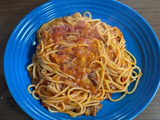 Homemade Spaghetti with Tomato Sauce – Cozy Comfort Food