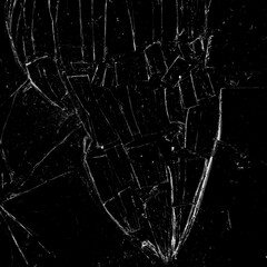 Vidrio roto con grietas brillantes sobre fondo negro, alto contraste que resalta la textura y crea un efecto impactante y elegante.