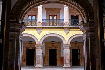 Obraz premium Morelia, Mexico - February 17, 2025: Old Palace of Justice in Morelia, Michoacan, Mexico.