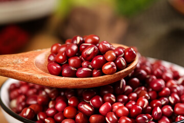 Fresh Red Kidney Beans Mixed Grains Guizhou Farm Organic Legumes Wooden Spoon