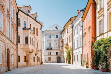 Fototapeta premium explore enchanting empty streets of european capitals where history whispers through iconic landmarks