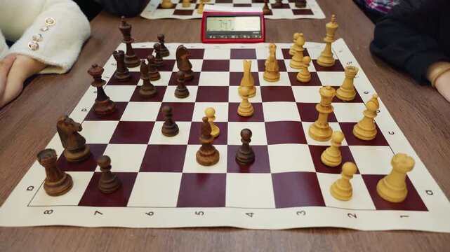 Timelapse of a chess game between two women