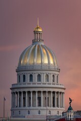 Obraz premium Capitol Building Dome at Sunset