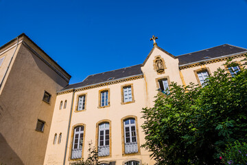 Dans les rues de de Foix dans les Pyrénées en France