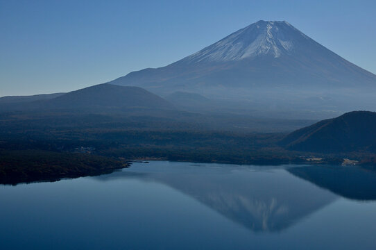 逆さ富士」の写真素材 | 4,616件の無料イラスト画像 | Adobe Stock