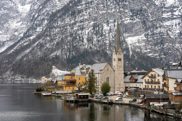 Fototapeta premium Hallstatt Village, Lake, and Snowy Mountains, Austria