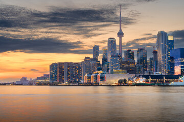 Obraz premium Toronto, Ontario, Canada Downtown Cityscape at Twilight