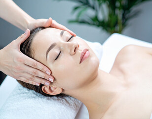 エステを受ける女性（生成AI　Generated Image）	