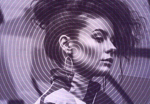 Purple Circular Dot Halftone Portrait Photo Effect