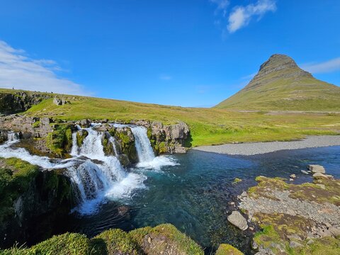 Kirkjufell und Kirkjufellsfoss Island