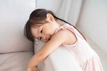 3歳の女の子　不機嫌
